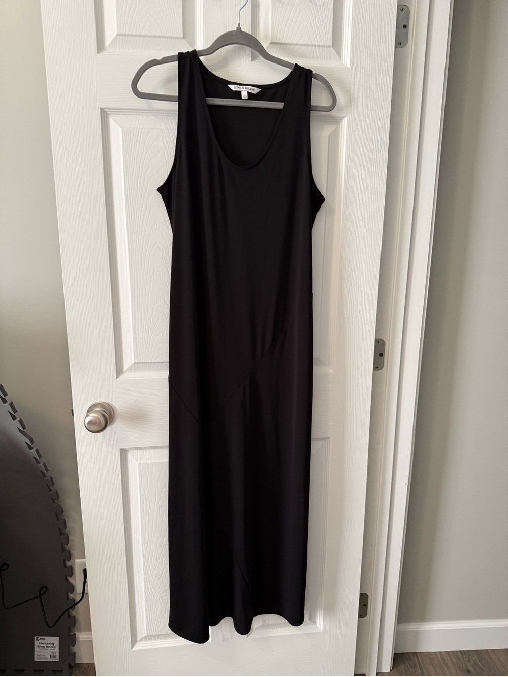 Elizabeth and James Black Sleeveless Maxi Dress